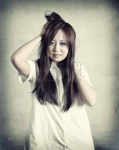 日本人,女人,压力,垂直画幅,美,注视镜头,美人,情绪压力,图像,仅成年人