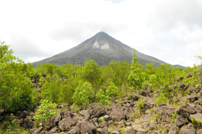 哥斯达黎加,阿雷纳火山,天空,公园,拉美人和西班牙裔人,水平画幅,火山地形,热带雨林,户外,美洲