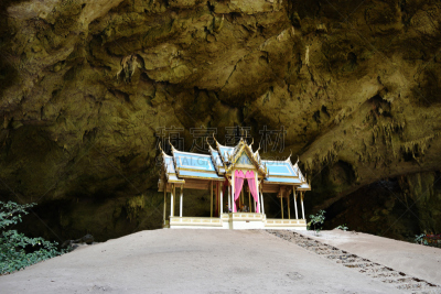 亭台楼阁,洞穴,巴蜀,国内著名景点,纪念碑,美,水平画幅,山,传统,寺庙