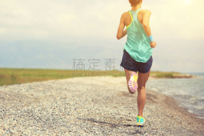 海滩,青年女人,路,慢跑,水,天空,留白,古典式,仅成年人