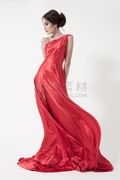 青年人,女人,美,白色背景,红色裙子,垂直画幅,留白,风,彩妆,仅成年人