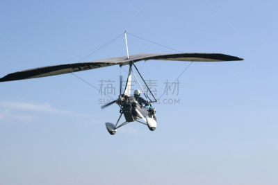 超轻型飞机,天空,留白,休闲活动,水平画幅,半空中,早晨,风险,户外,自由