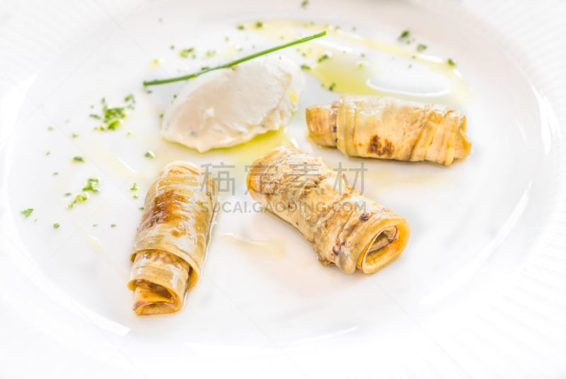 奶酪,塞满了的,茄子,白色,奶制品,素食,开胃品,奶油,地中海美食,意大利茄子