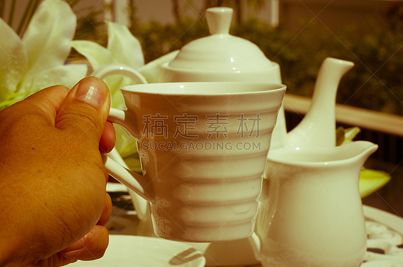 咖啡杯,壶,水罐,水平画幅,茶碟,古典式,家庭生活,饮料,咖啡,百合花