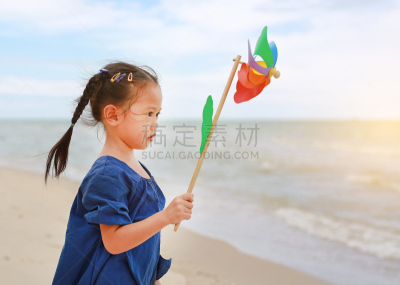 海滩,儿童,女孩,纸风车,风,风车厂,沙子,夏天,日本人,白色