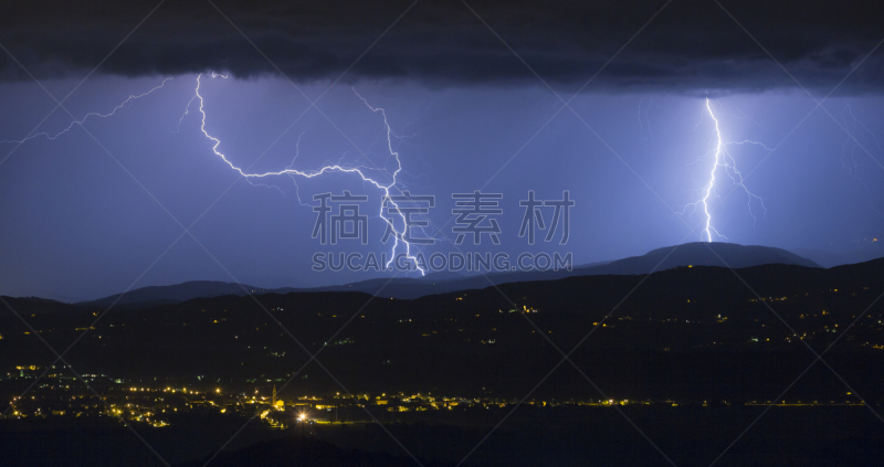 能力,水,暴风雨,能源,夜晚,夏天,气候与心情,电源,雨,乌云