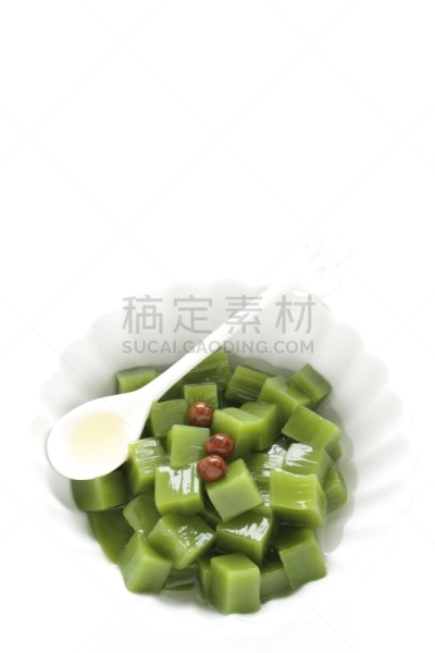 果冻,龙井茶,日本食品,垂直画幅,留白,高视角,无人,日本,白色背景,明亮