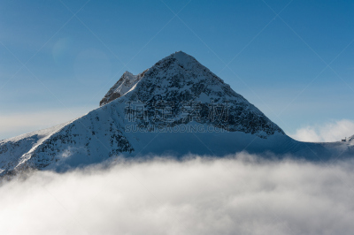 hintertux glacier,齐勒谷,天空,度假胜地,冬季运动,水平画幅,雪,无人,户外,云景