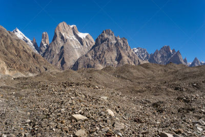 巴基斯坦,悬崖,徒步旅行,塔,乔戈里峰,trango glacier,家庭,非凡的,天空,美