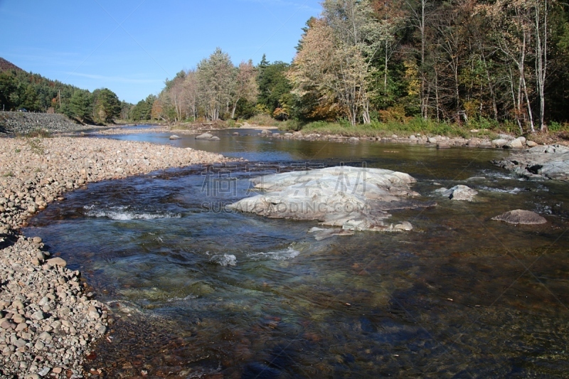 river ausable,秋天,纽约州,水,美,水平画幅,枝繁叶茂,沙子,无人,美人