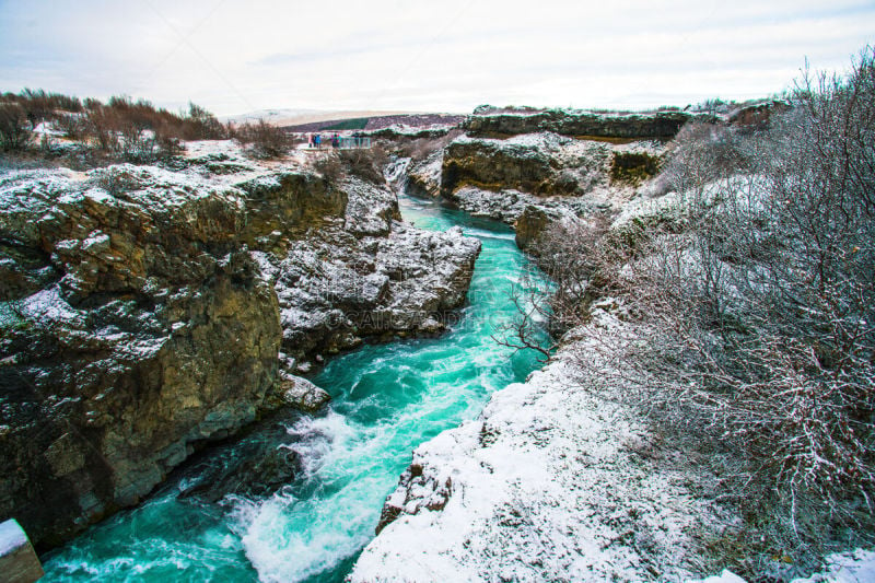 瀑布,hraunfossar,冰岛国,水,美,水平画幅,雪,旅行者,户外,火山岩