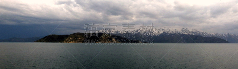 纳维亚体育馆,冬季运动会,倒影湖,滑雪场,山口,雪山,攀登设备,两极气候,滑雪运动,全球变暖