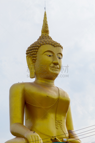 泰国,巨大的,白灰泥,僧院,金佛寺,彭世洛府,马哈布哈,卫塞节,佛陀的生日
