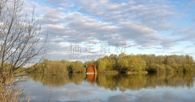 鸟类,水,天空,褐色,水平画幅,无人,阴影,户外,云景,秃树