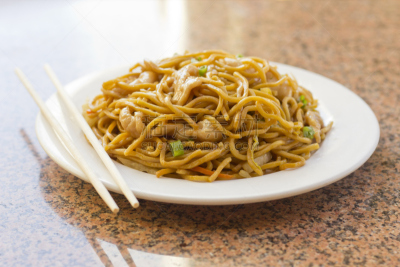 捞面,彝族,油煎虾面,鸡肉,炒菜锅,葱,家禽,白色,白肉,卵