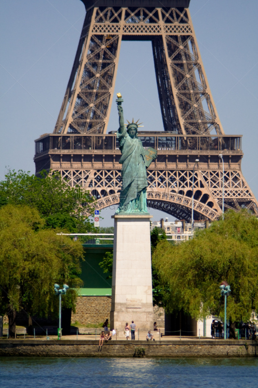 自由女神像,法国,埃菲尔铁塔,前面,雕像,巴黎,statue of liberty replic,塞纳河,垂直画幅,无人