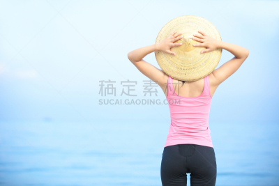 海滩,女人,水,天空,美,留白,水平画幅,草帽,站,祈祷