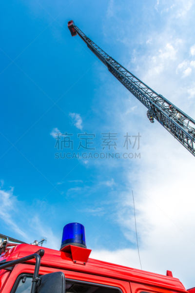 天空,梯子,背景,连续性,充满的,消防车,垂直画幅,服务业职位,无人,志愿者