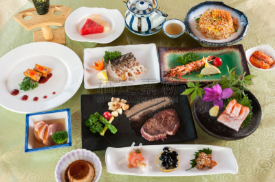 日本食品,生鱼片,餐桌,餐具,水平画幅,开胃品,膳食,餐饮服务职业,甜点心,充满的