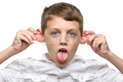 男孩,舌头,正面视角,留白,人的嘴,明亮,白色,人的脸部,衬衫,伸舌头