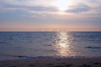 海滩,戏剧性的天空,留白,水平画幅,沙子,无人,早晨,户外,南卡罗来那,镜头眩光