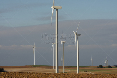 风轮机,水平画幅,风力,能源,无人,户外,鱼眼镜头,田地,商业金融和工业,电
