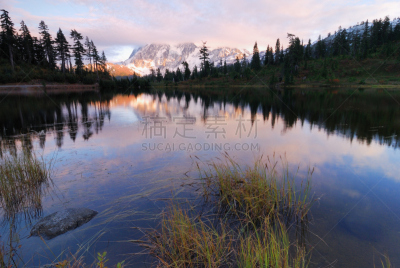取景湖,天空,水平画幅,绿色,枝繁叶茂,舒克森山,秋天,雪,无人,户外
