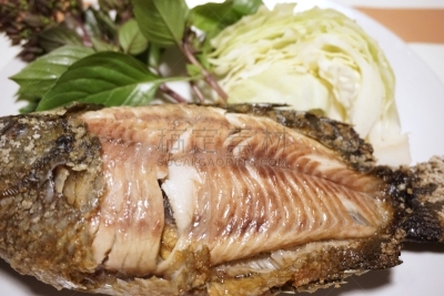 格子烤肉,鱼类,食盐,罗非鱼,腌制食品,水平画幅,膳食,海产,香料,泰国
