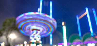 照明设备,夜晚,特洛伊木马,轨道运行,游乐园,倾斜视角,超现实主义的,几何形状,眩晕的,长的