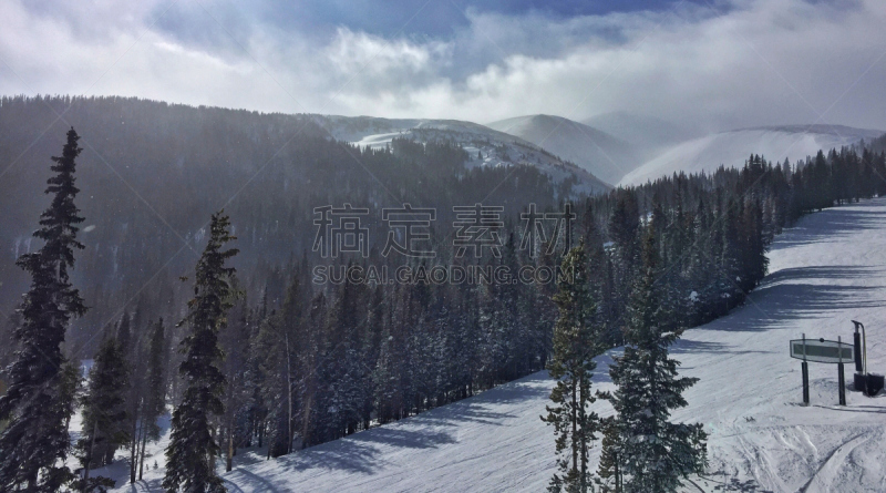 冬季运动,数字12,滑雪活动,蒙古式滑雪,冬季运动会,速降滑雪,雪板,滑雪坡,滑雪板,滑雪度假