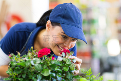 花卉商,女性,商店,制服,仅成年人,园艺师,现代,青年人,售货员,商务