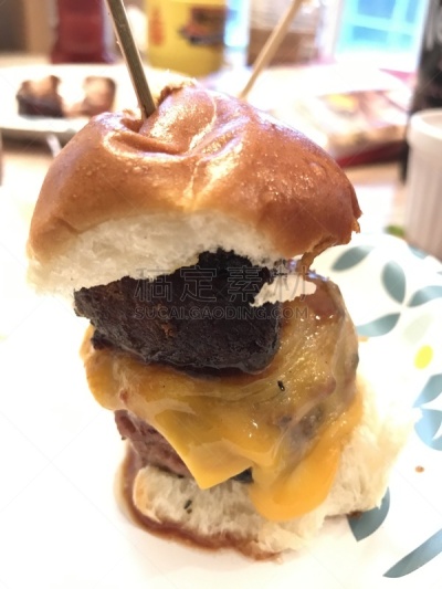 迷你汉堡,格子烤肉,奶酪,火鸡肉,肉,小圆面包,垂直画幅,膳食,面包,食品