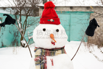 雪人,鸭舌帽,水平画幅,雪,com域名,面部表情,户外,俄罗斯,天气,冬天