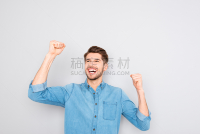 男人,幸福,手,注视镜头,拳头,高视角,智慧,凯旋汽车,男商人,仅男人