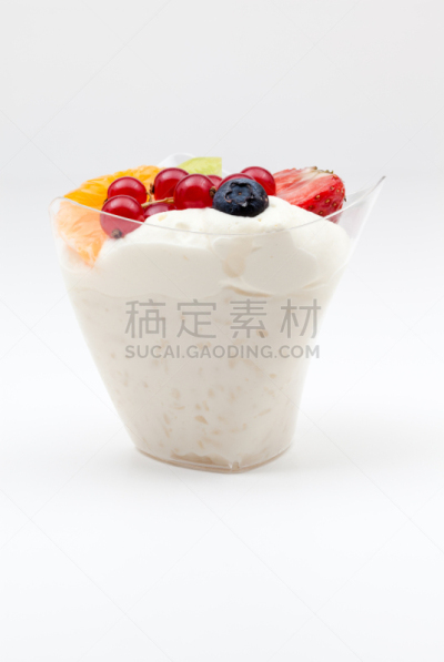 水果,米糕,垂直画幅,无人,奶泡,奶油,蛋糕,烘焙糕点,法式食品,特写