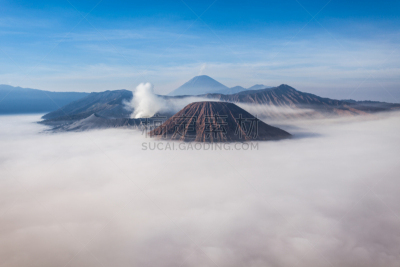 婆罗摩火山,山,塞梅鲁火山,滕格尔火山,bromo-tengger-semeru national park,火山喷口,水平画幅,火山地形,早晨,户外