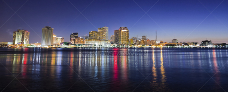 全景,城市天际线,夜晚,纽奥尔良,市区,海景,建筑结构,金融区,万里无云,户外