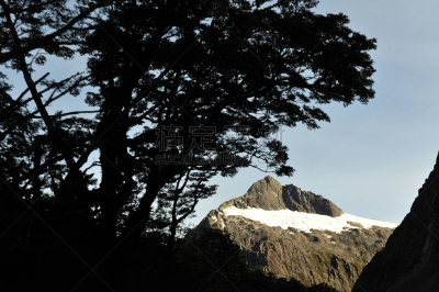 新西兰,峡湾,doubtful sound,milford track,主教法冠,米佛峡湾,国家公园,水平画幅,雪,瀑布