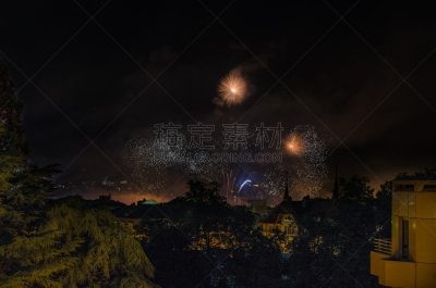 焰火,日内瓦湖,烟火效应,光轨,留白,水平画幅,夜晚,无人,喷泉,抽象