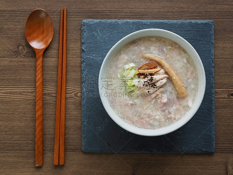 Korean food Chicken Rice Porridge, dak juk