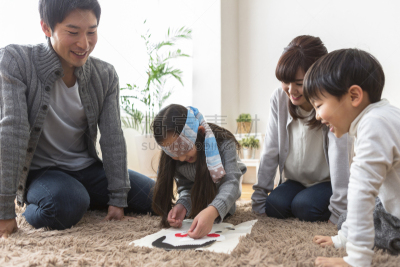 家庭,可爱的,传统,仅日本人,自由,肖像,玩具,蒙眼罩,女人,儿童