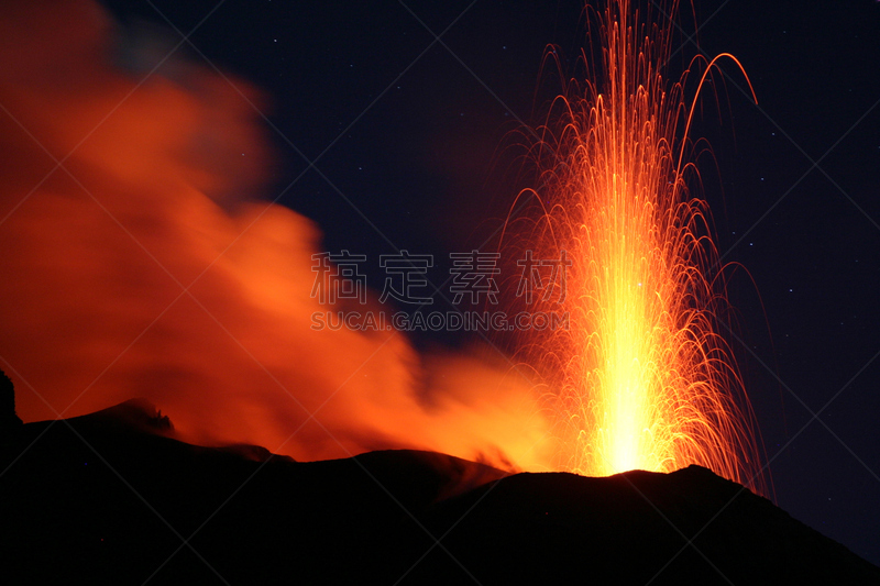 斯托伦波里岛,红色,火山,水平画幅,夜晚,户外,烟,爆发,摄影