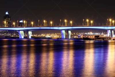 杜拜内港,迪拜克里克大厦,独桅帆船,水,天空,水平画幅,夜晚,无人,交通方式,迪拜