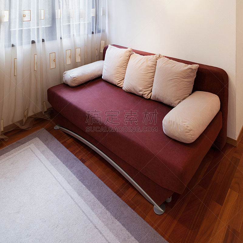 沙发,红色,室内,水平画幅,墙,无人,地毯,家具,现代,白色