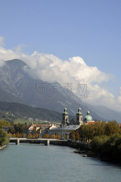 因斯布鲁克,圣-雅各布,垂直画幅,奥地利,图像,小旅馆,阿尔卑斯山脉,无人,河流,建筑