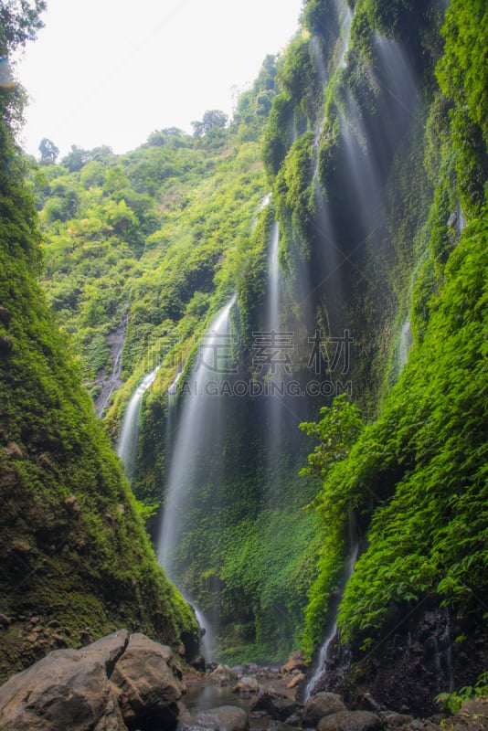 瀑布,庞越,垂直画幅,水,美,无人,bromo-tengger-semeru national park,户外,泰国,植物