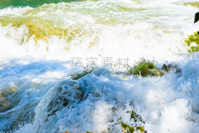 水