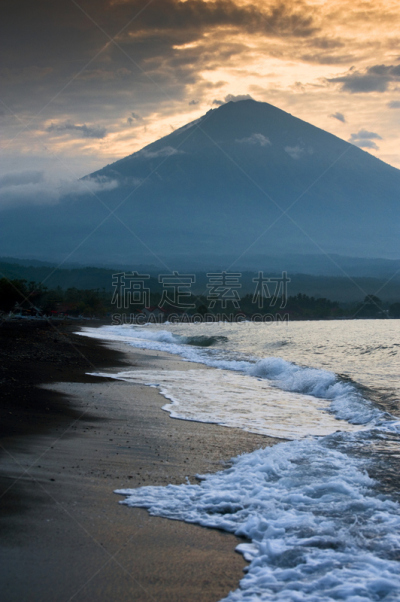阿贡火山,巴厘岛,喀拉喀托火山,克隆贡地区,indopacific ocean,东努沙登卡拉,黑沙,渔镇,卷云,垂直画幅