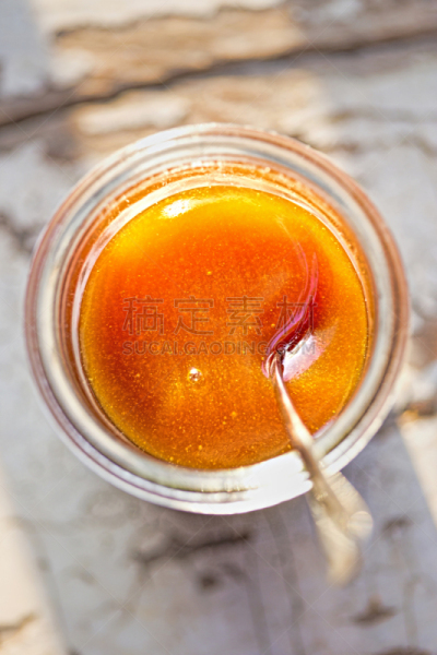 麦卢卡树,蜂蜜,焦糖,花盆,替代医药,自然界的状态,蜜蜂,波兰,广口瓶