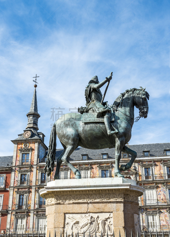 马约尔广场,马德里,西班牙,statue of philip iii,菲利普三世雕像,casa de la panaderia,烘焙之家,大广场,泥墙画,拱廊